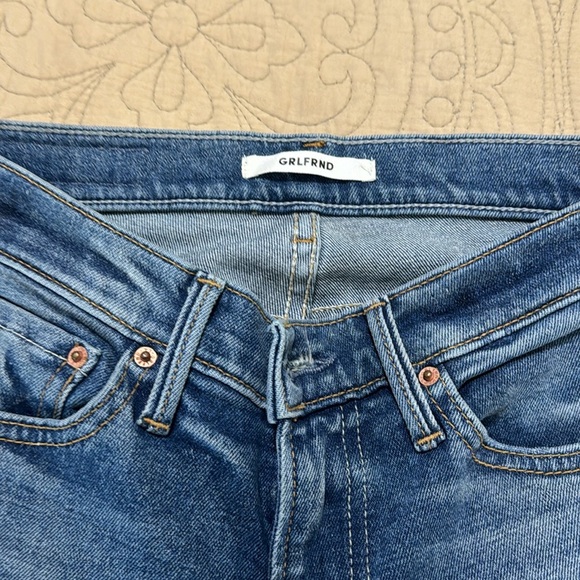 GRLFRND Joan Raw Hem Crop Flare Jean - Picture 2 of 10